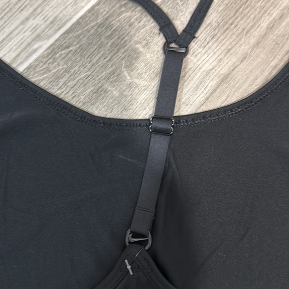 NET Nike Tank - Picture 5 of 5